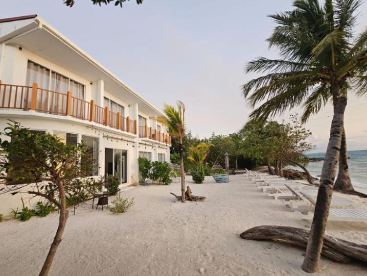 Gueshouse op Dhiffushi Island foto 1